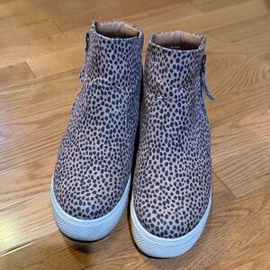 Cheetah Print High-Top Sneakers